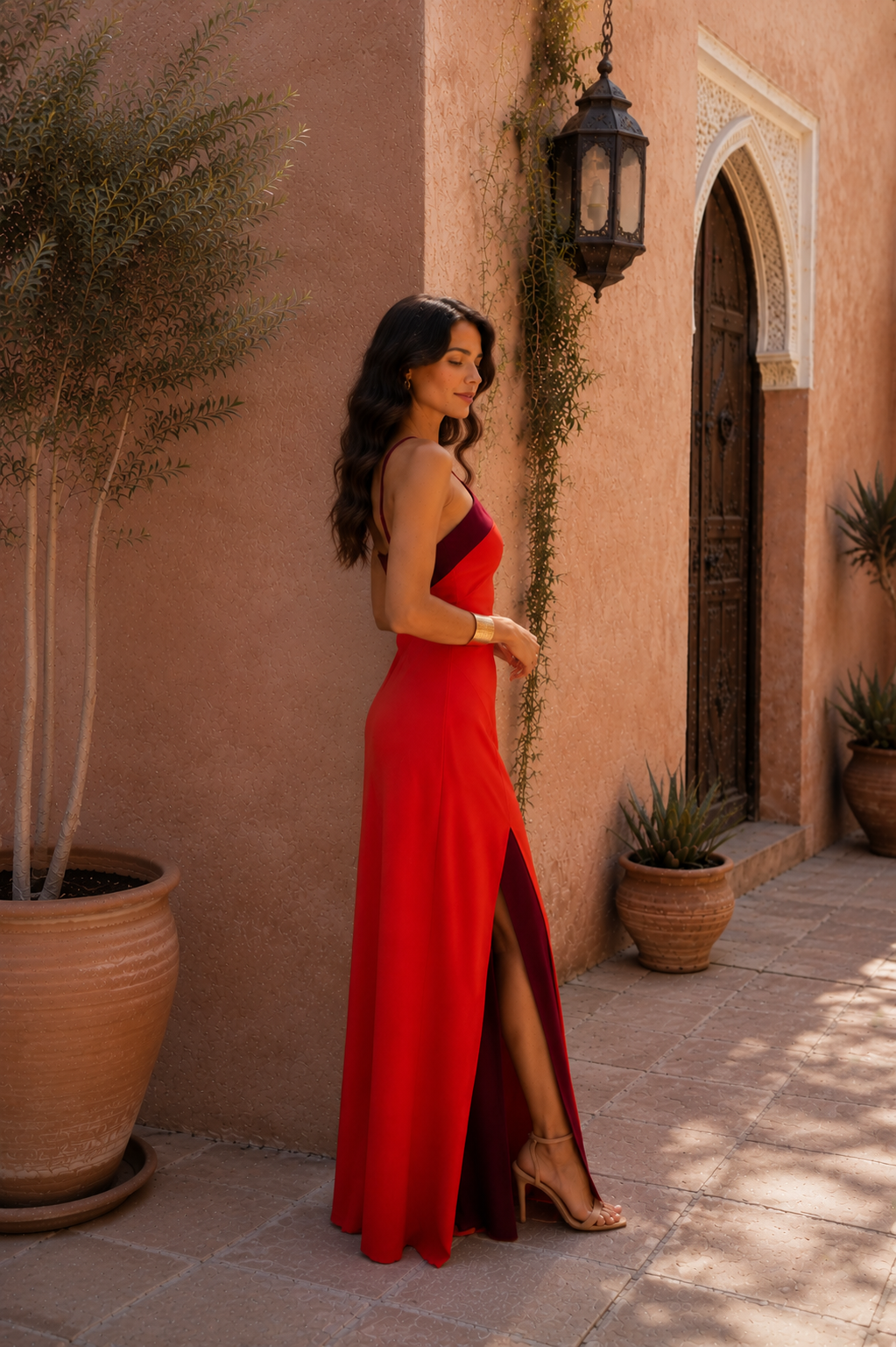 Maria - Vestido largo halter con abertura