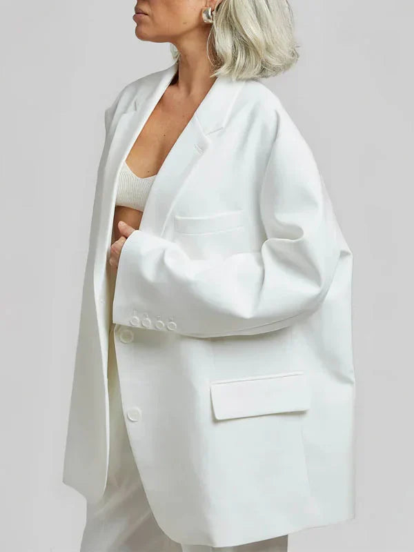 Noelia - Blazer oversize de líneas limpias color blanco