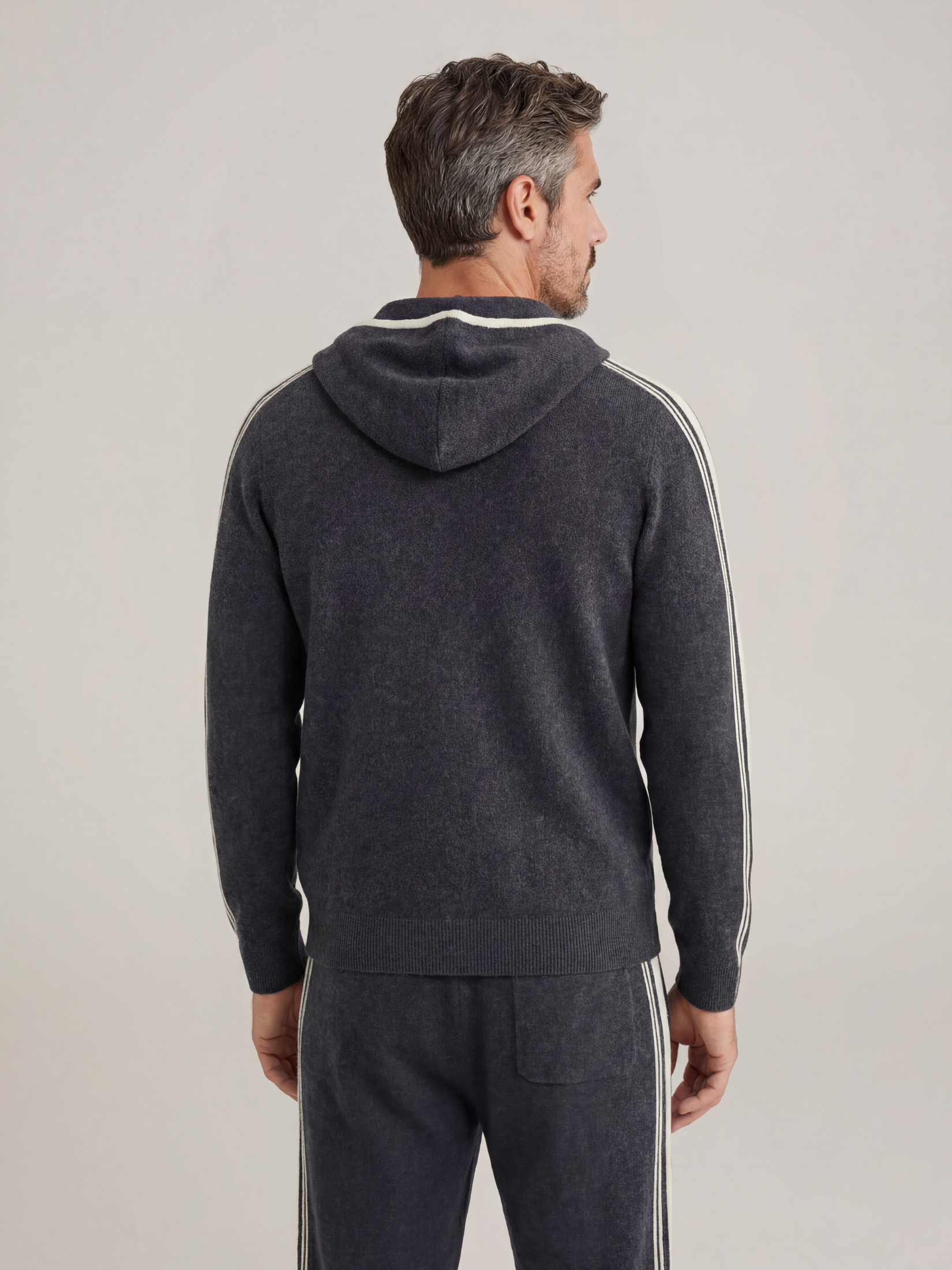 Daniel - Conjunto de Firma Gris Oscuro con Capucha