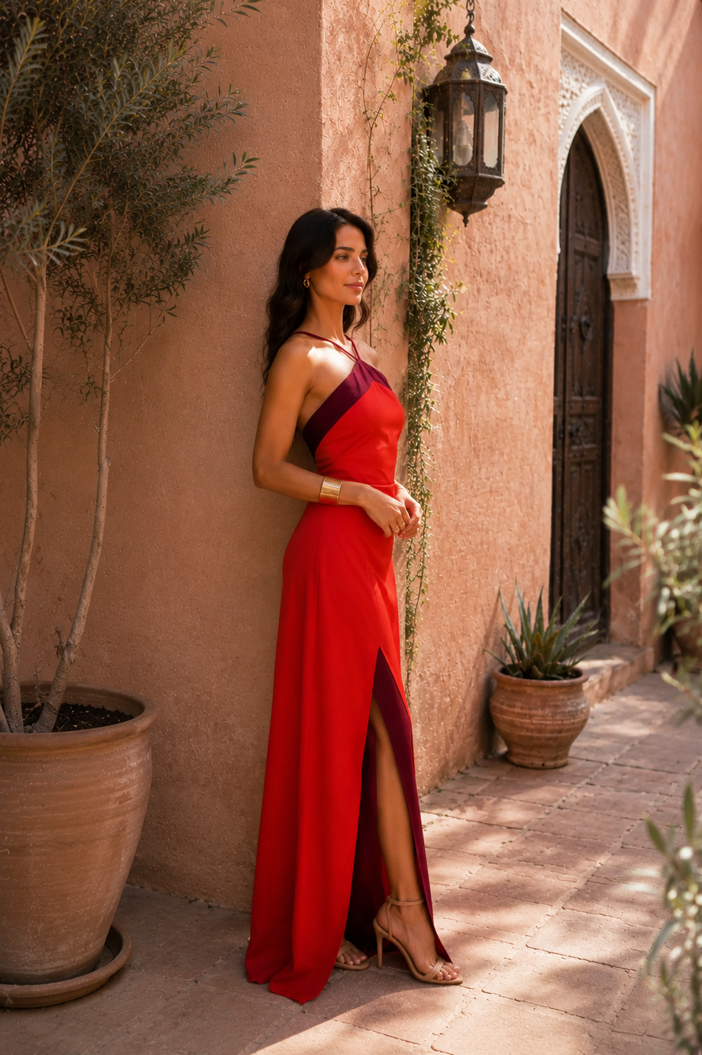 Maria - Vestido largo halter con abertura