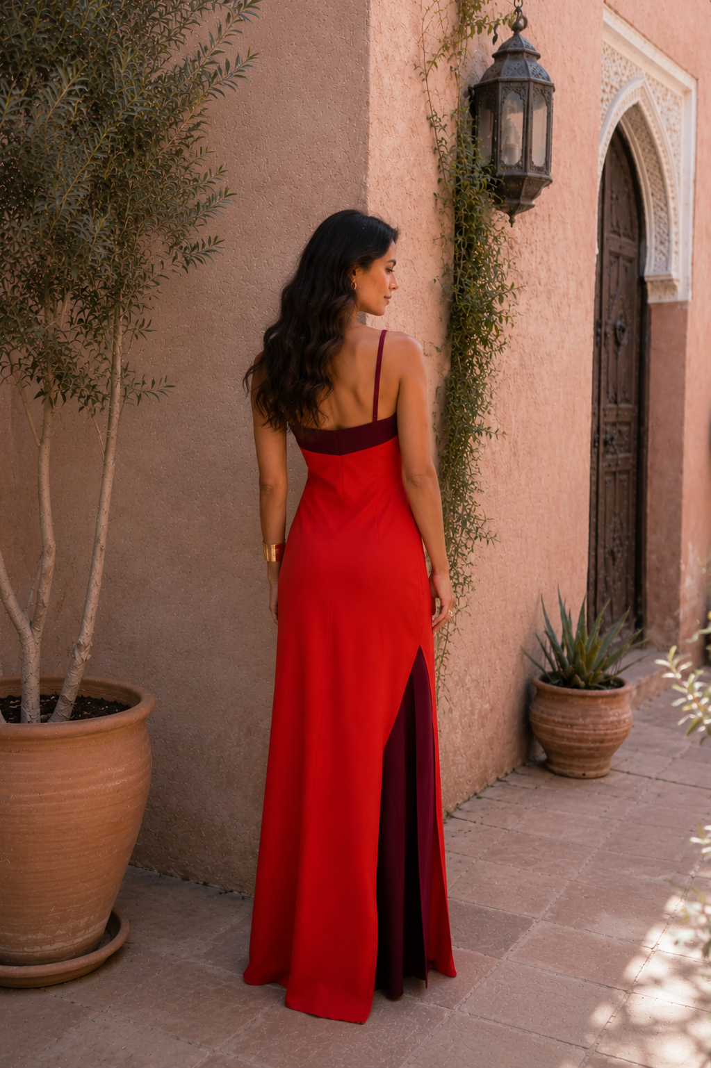 Maria - Vestido largo halter con abertura