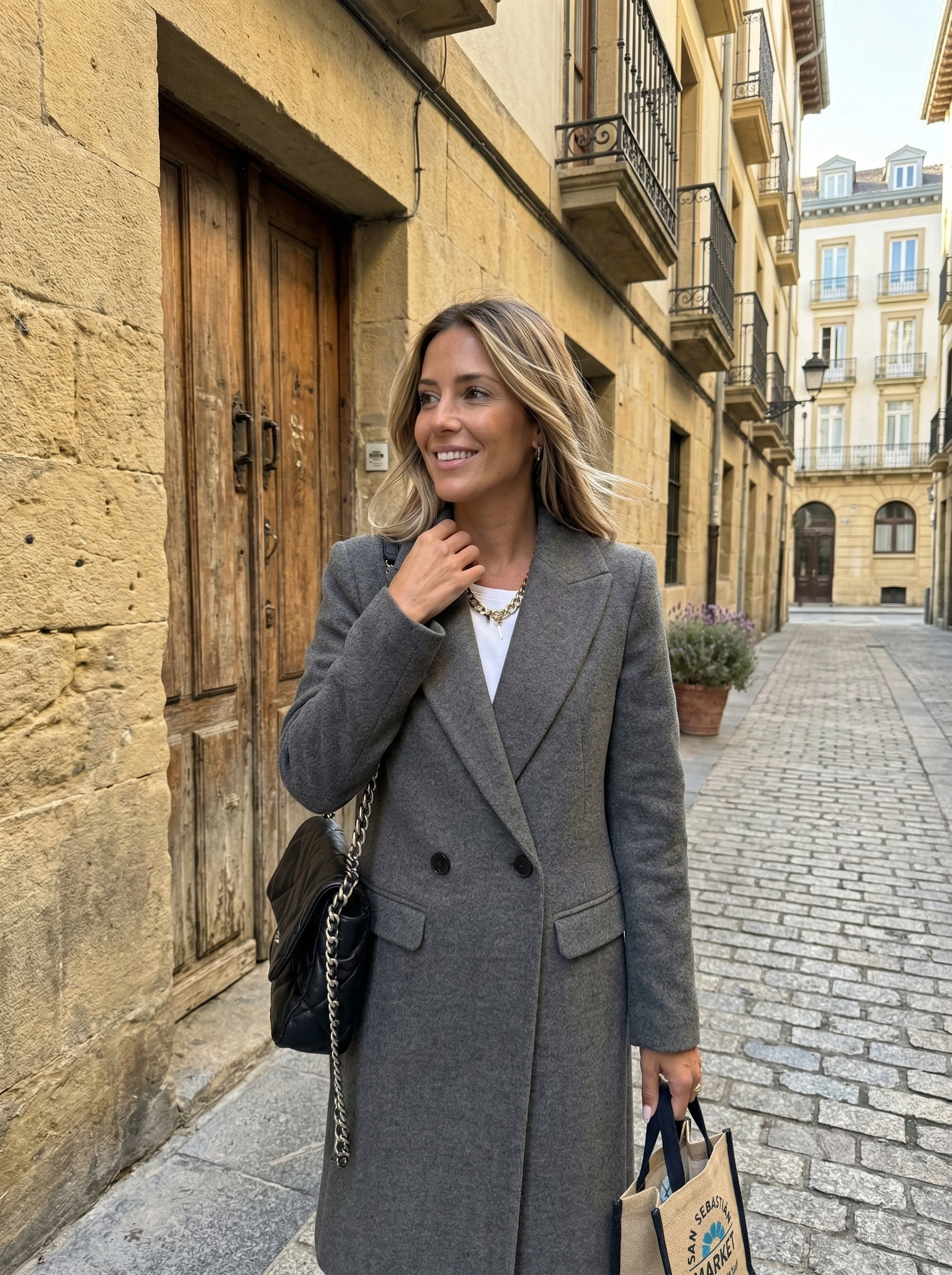 Carla - Abrigo largo clásico Arantxa
