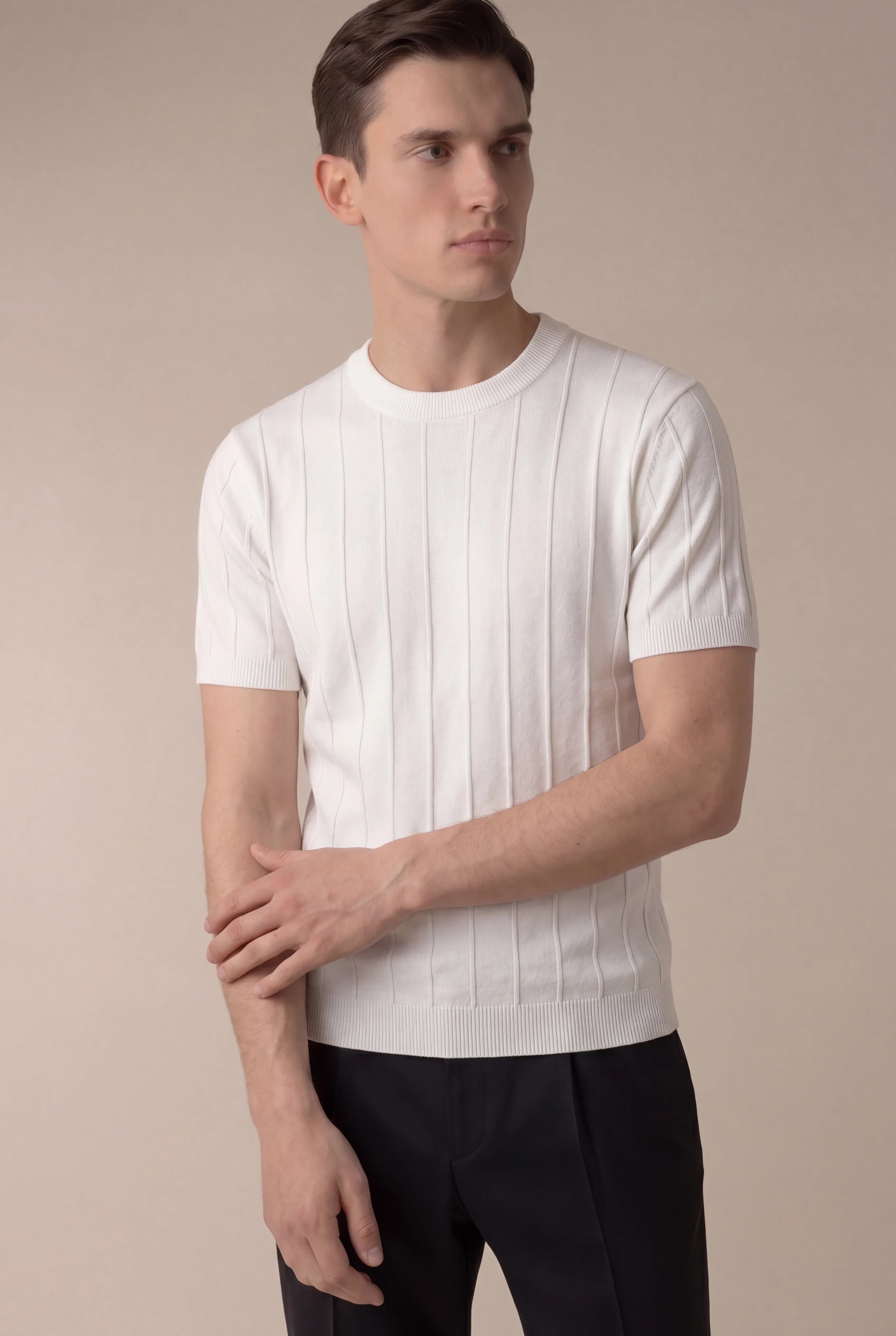 Christian - Camiseta Blanca Elegante